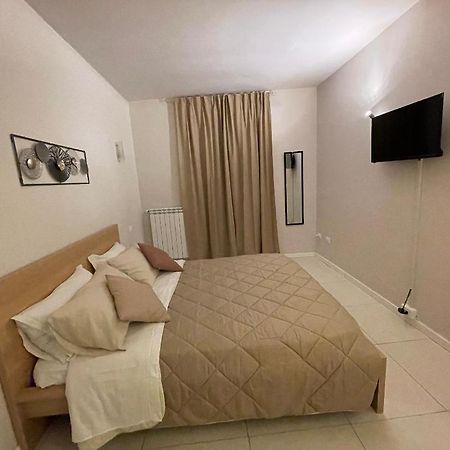 Hotel 100 Passi Palermo Esterno foto