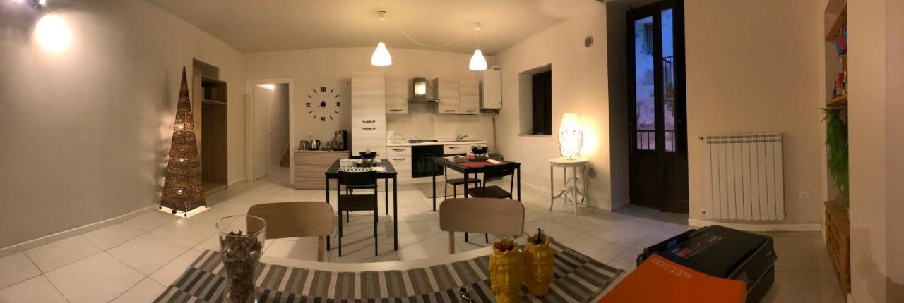 Hotel 100 Passi Palermo Esterno foto