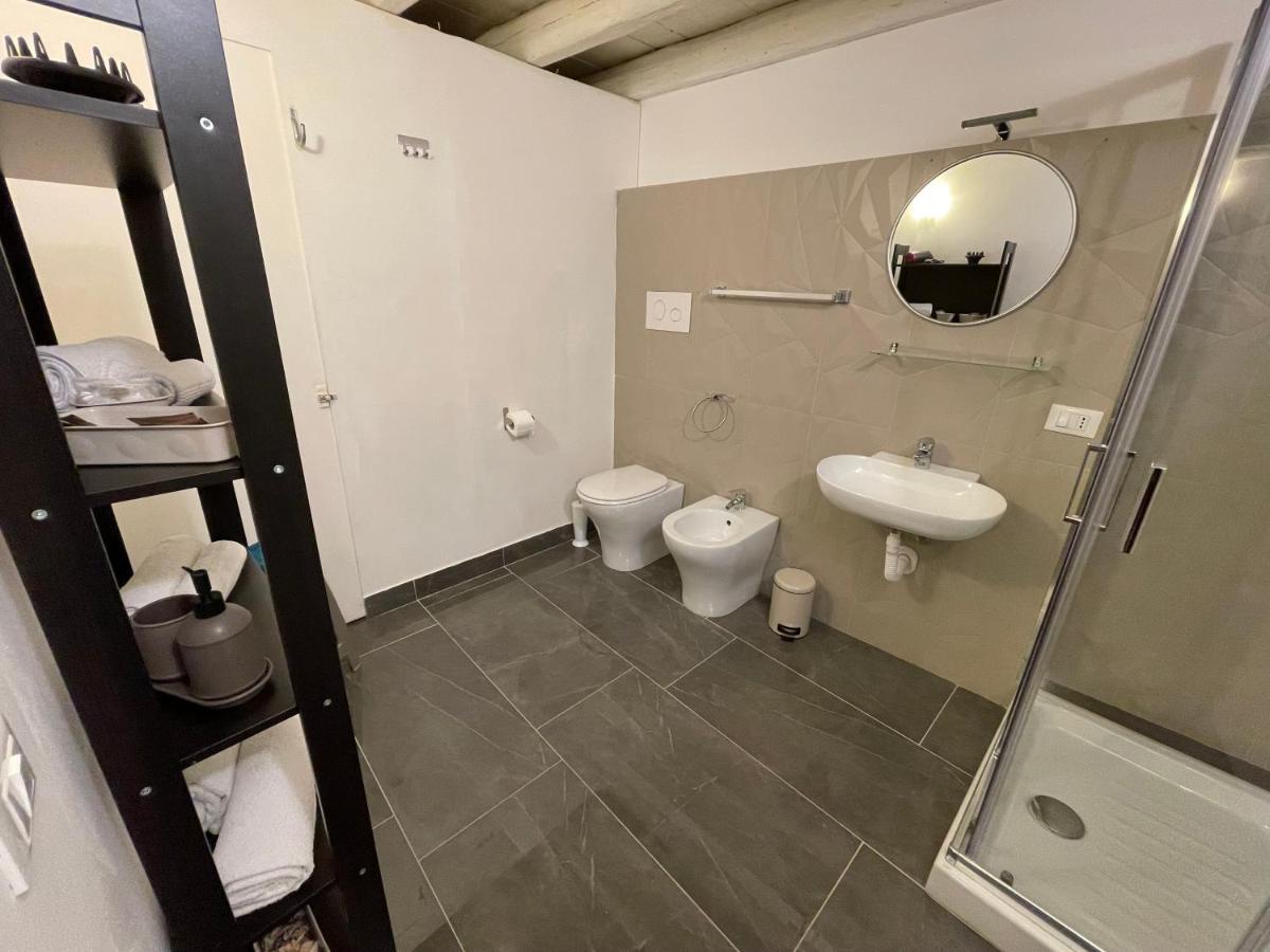 Hotel 100 Passi Palermo Esterno foto